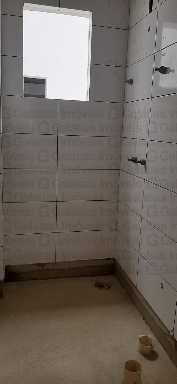 Cobertura à venda com 4 quartos, 235m² - Foto 2