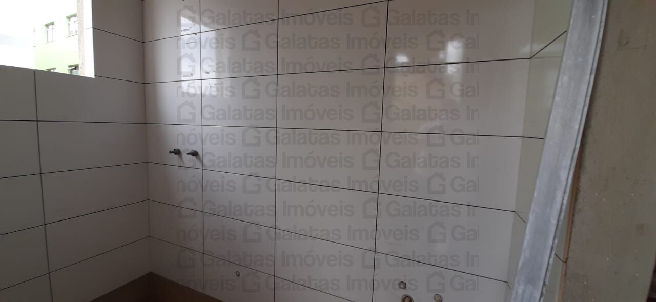 Cobertura à venda com 4 quartos, 235m² - Foto 4