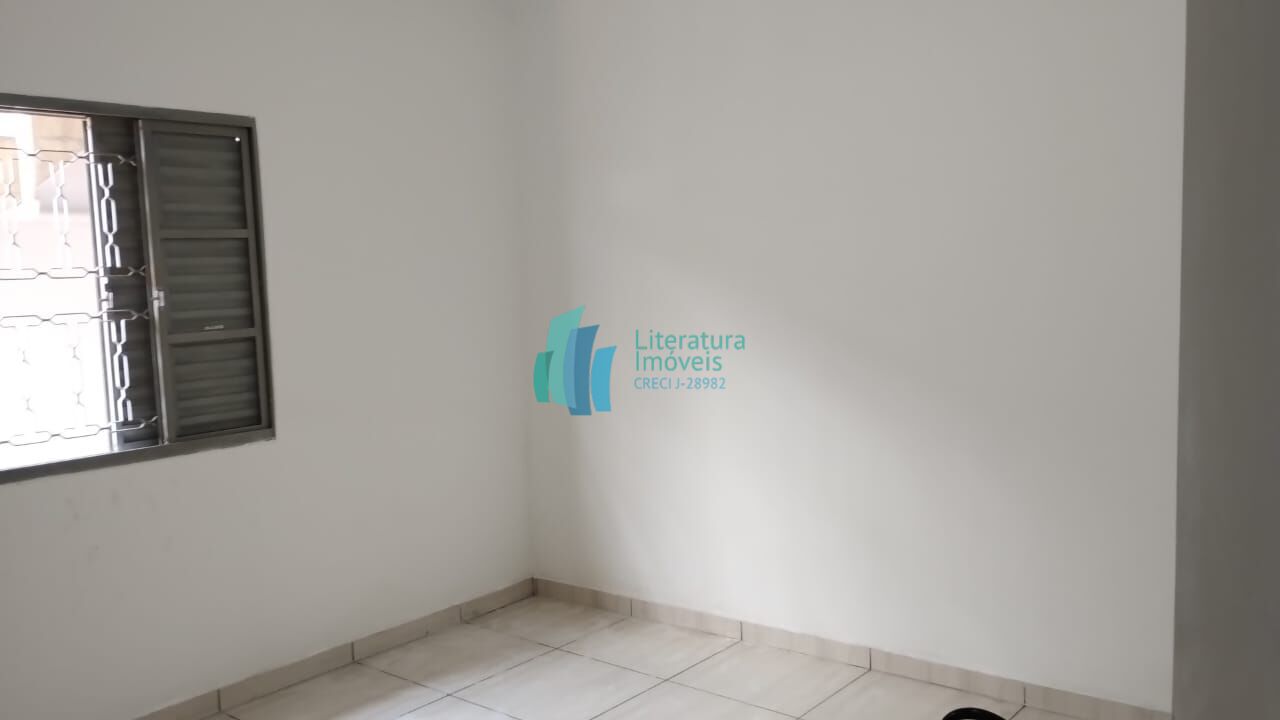 Casa para alugar com 3 quartos, 119m² - Foto 9