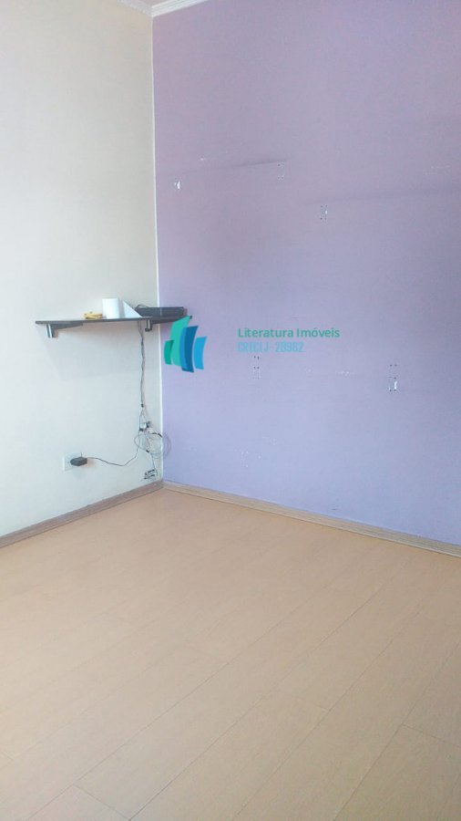 Sobrado à venda com 3 quartos, 250m² - Foto 11