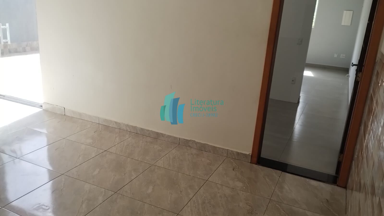 Casa para alugar com 3 quartos, 160m² - Foto 13