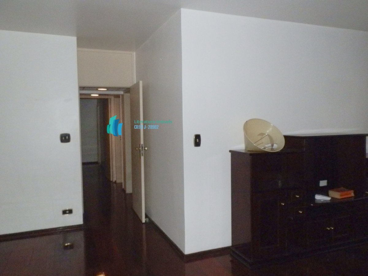 Apartamento à venda com 3 quartos, 115m² - Foto 4