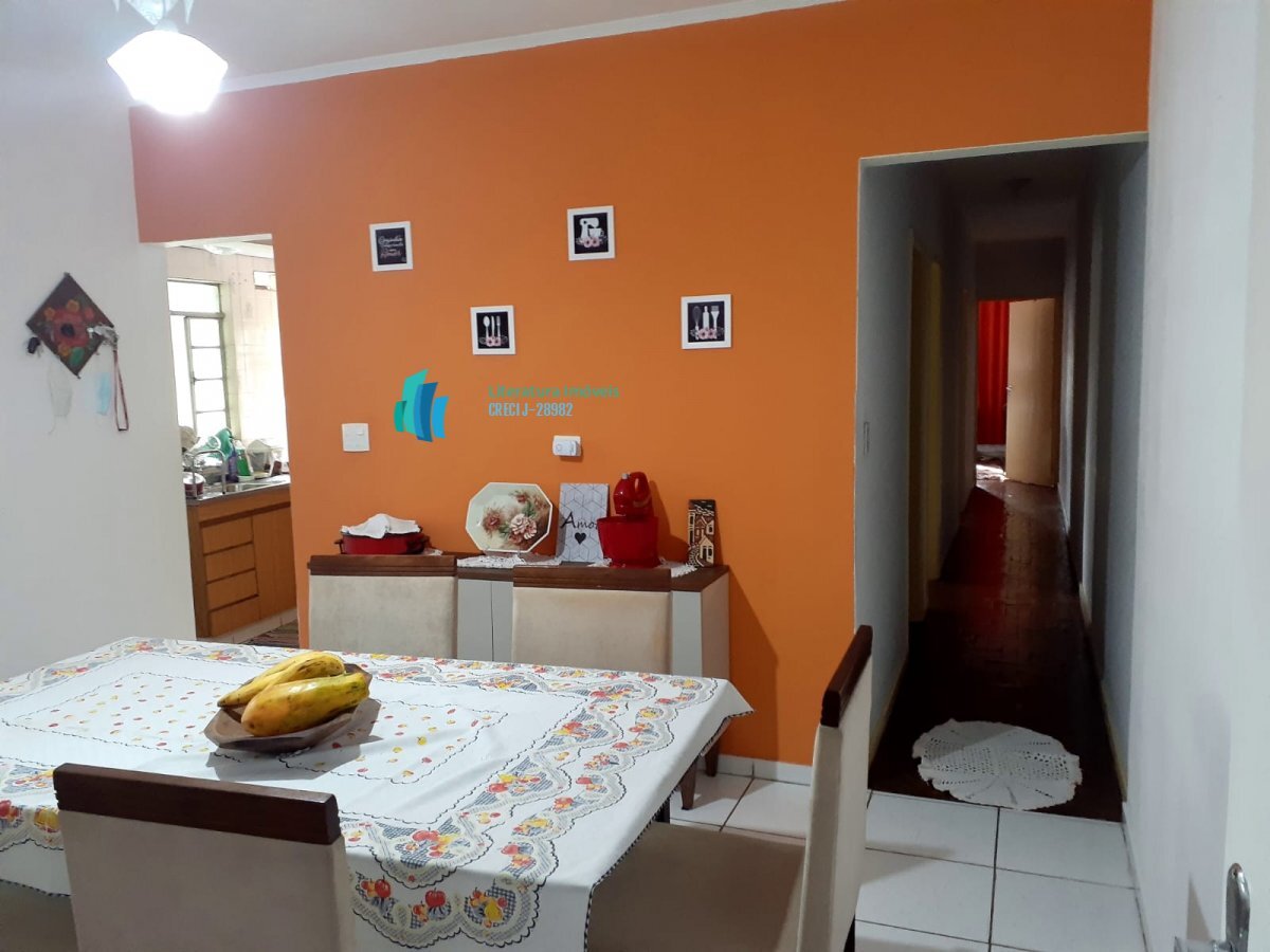 Casa à venda com 3 quartos, 10m² - Foto 8