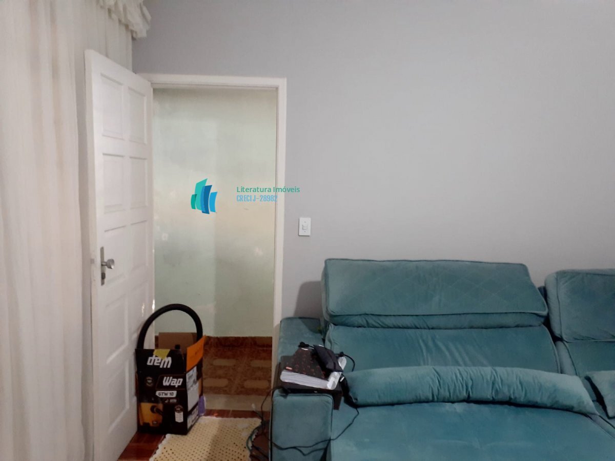 Casa à venda com 3 quartos, 10m² - Foto 3