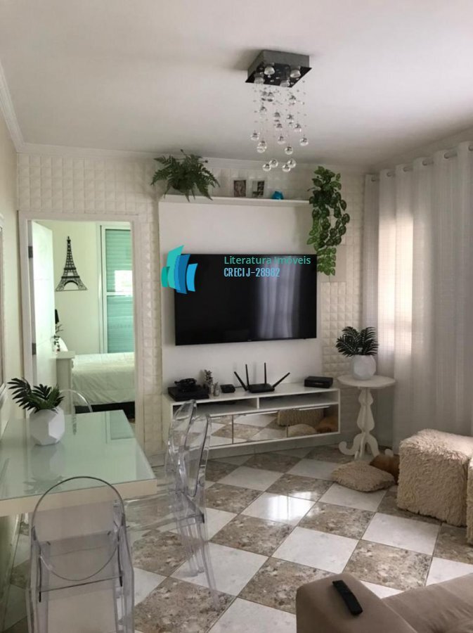 Sobrado à venda com 2 quartos, 105m² - Foto 1