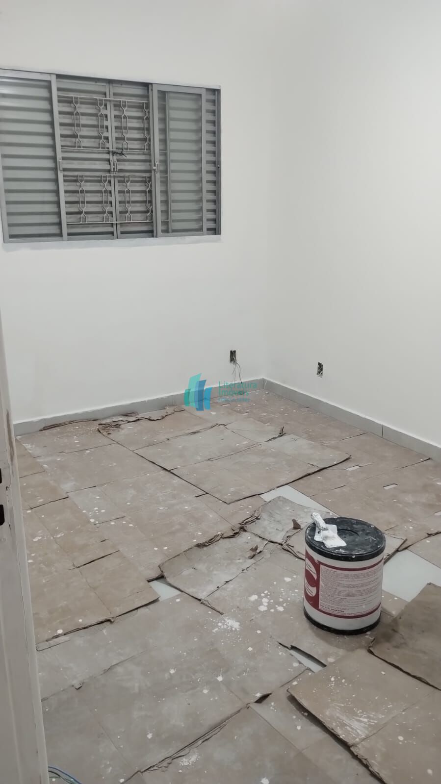 Casa à venda com 3 quartos, 124m² - Foto 11