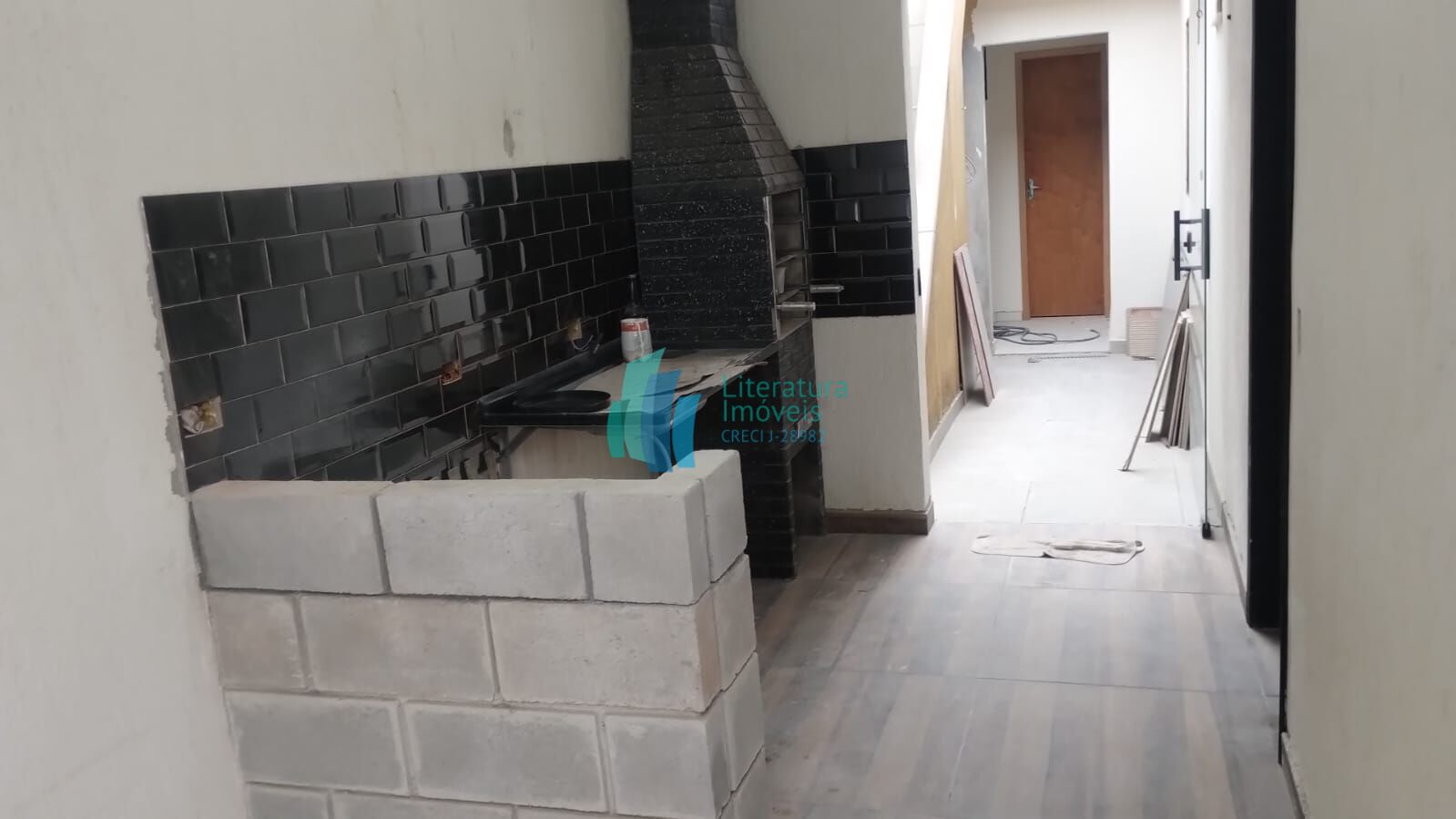 Casa à venda com 3 quartos, 124m² - Foto 3
