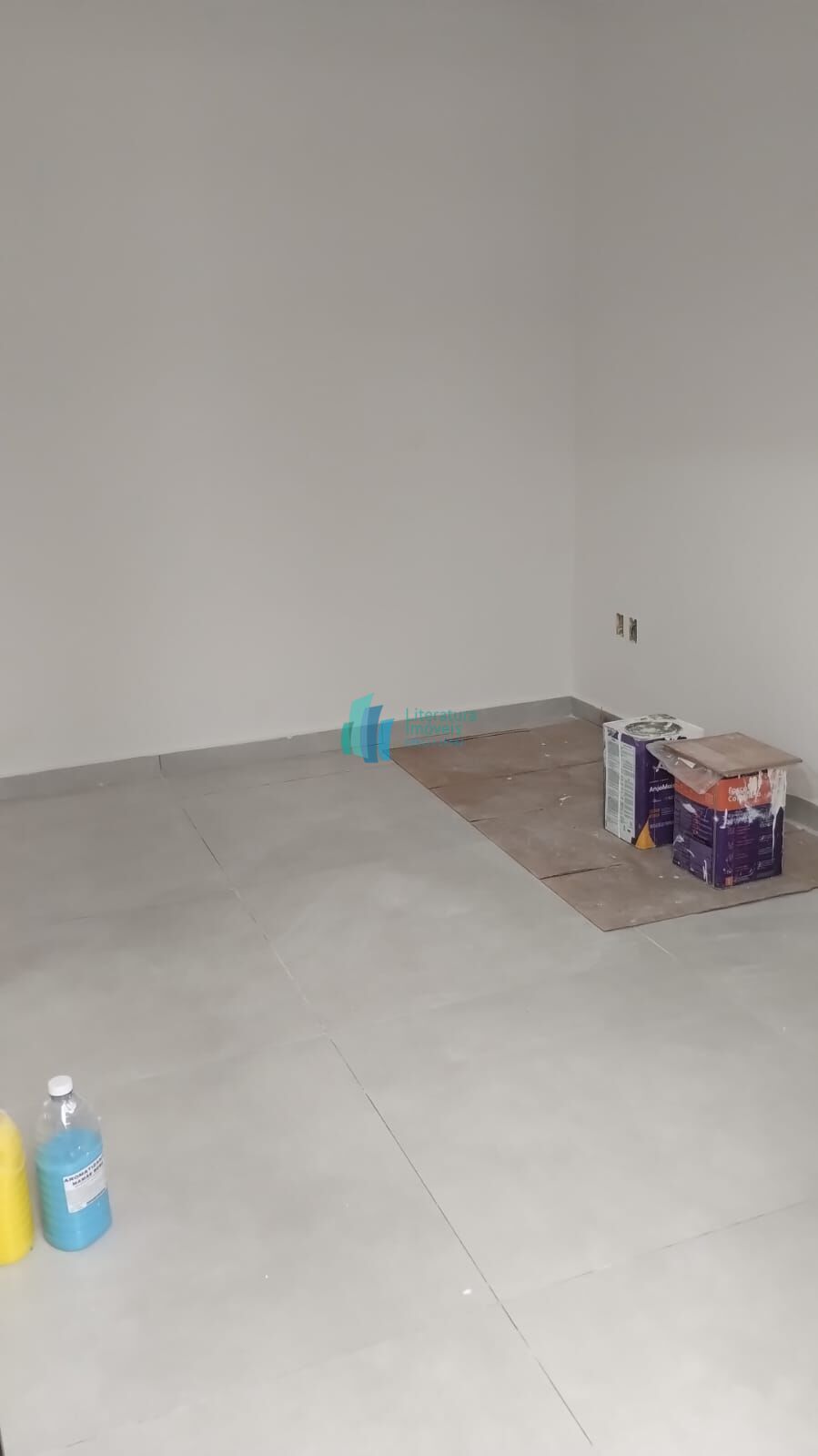 Casa à venda com 3 quartos, 124m² - Foto 9