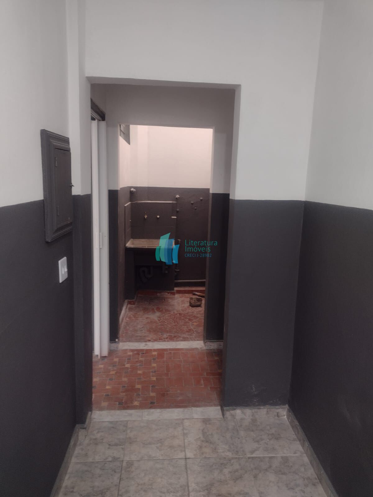 Casa para alugar com 1 quarto, 54m² - Foto 11