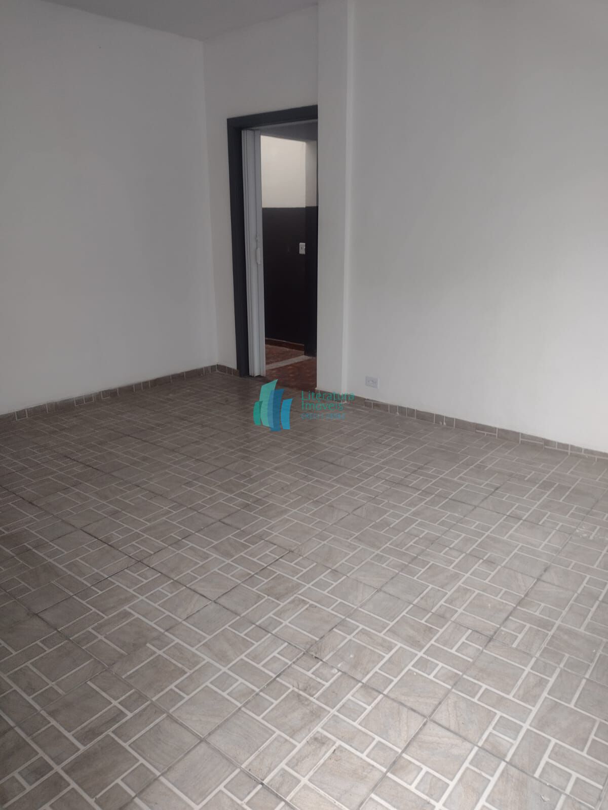 Casa para alugar com 1 quarto, 54m² - Foto 3