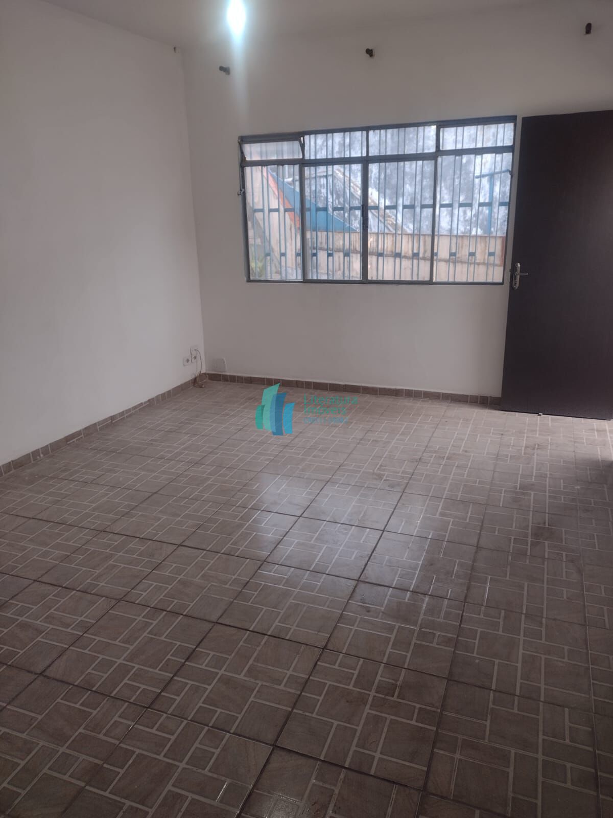 Casa para alugar com 1 quarto, 54m² - Foto 1