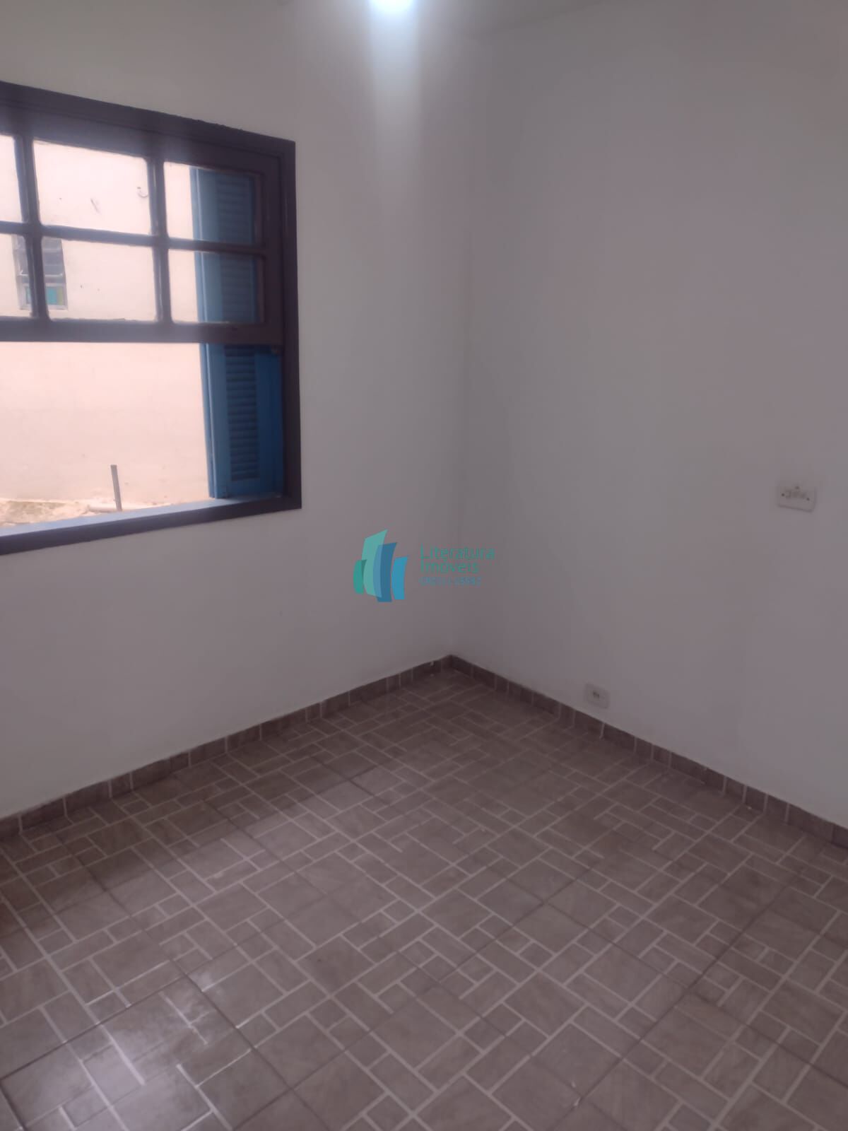 Casa para alugar com 1 quarto, 54m² - Foto 6