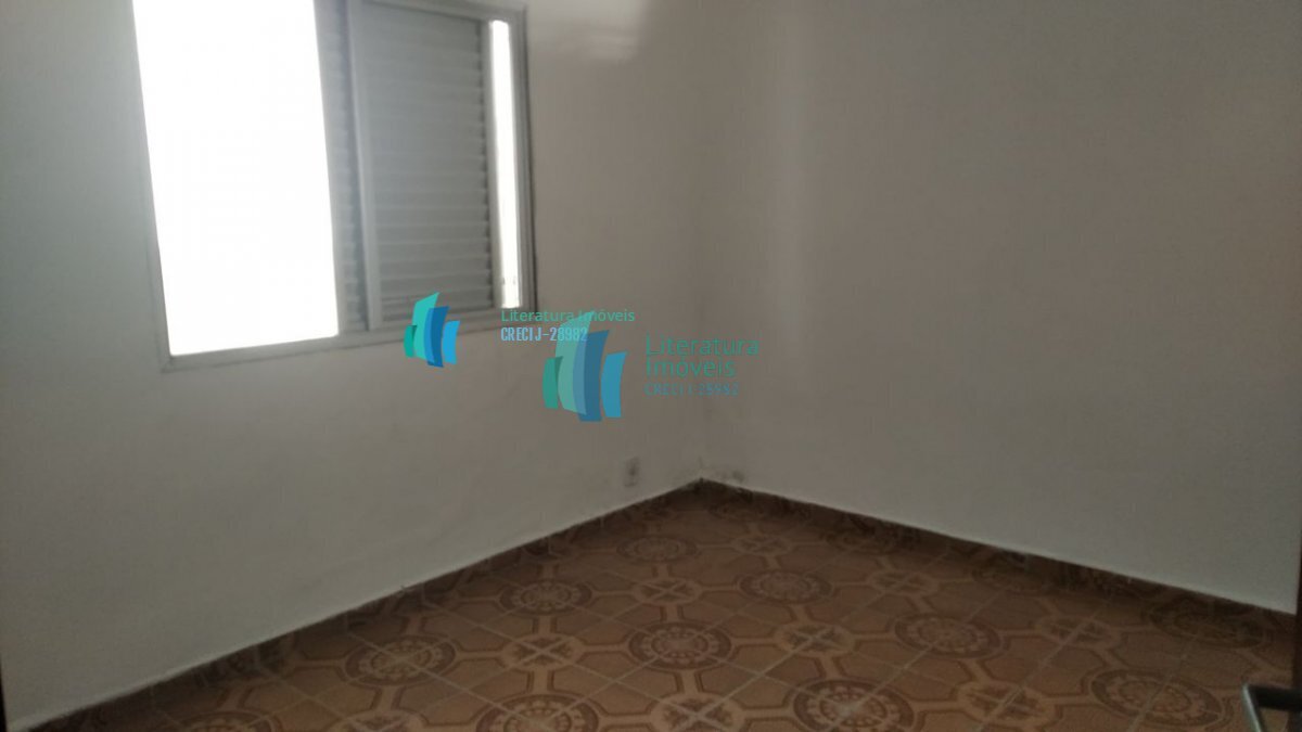 Casa para alugar com 2 quartos, 130m² - Foto 14