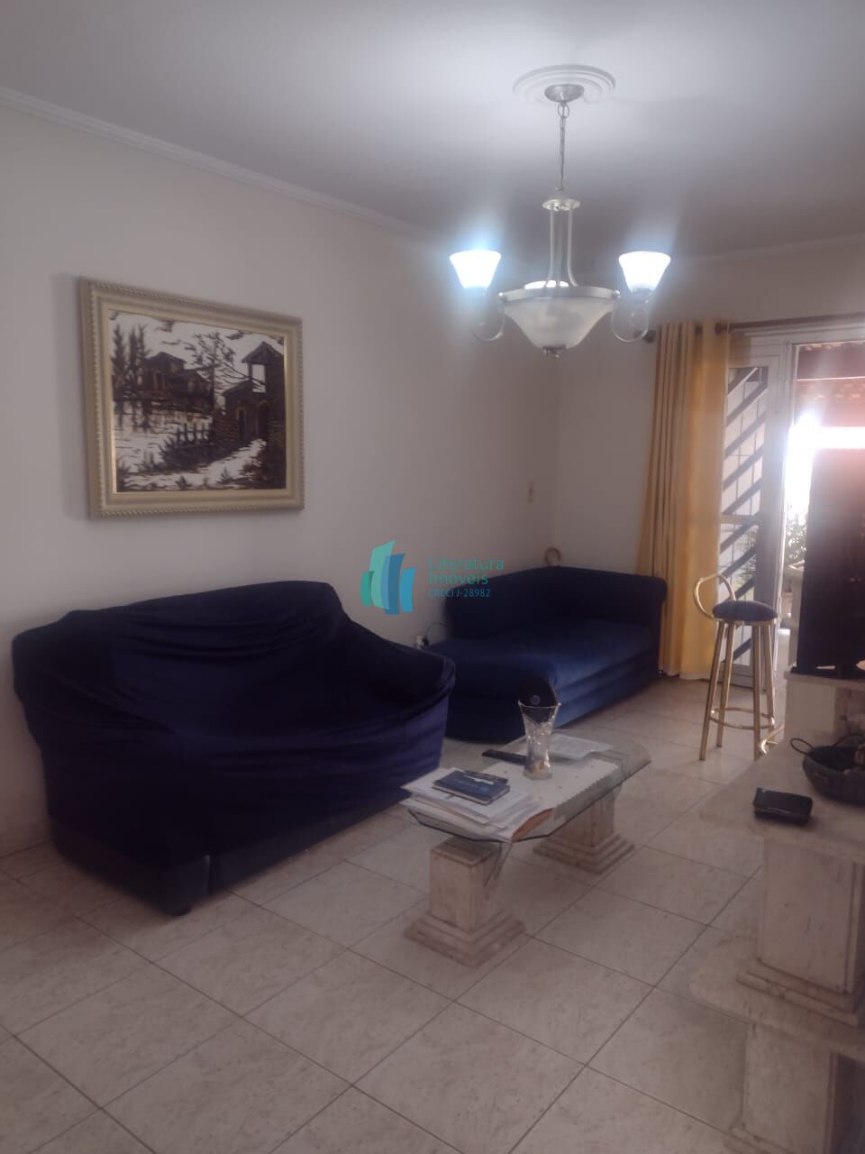 Casa à venda com 3 quartos, 160m² - Foto 1