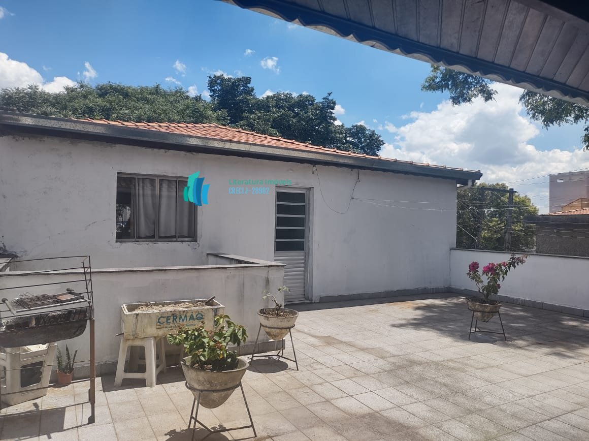 Sobrado para alugar com 4 quartos, 294m² - Foto 2