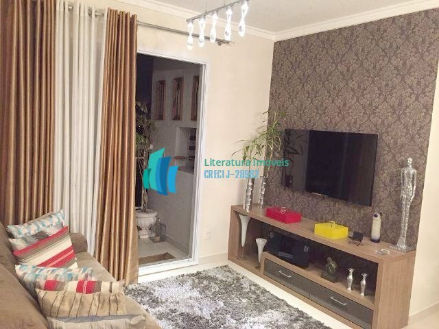 Apartamento à venda com 2 quartos, 64m² - Foto 2