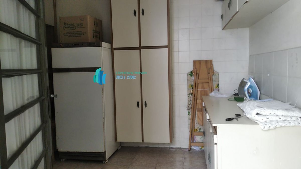 Sobrado à venda com 3 quartos, 249m² - Foto 12