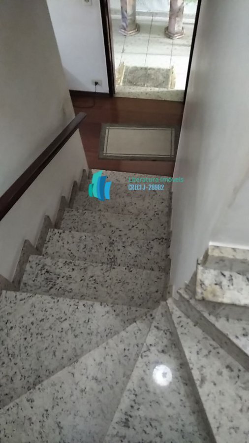 Sobrado à venda com 3 quartos, 249m² - Foto 16