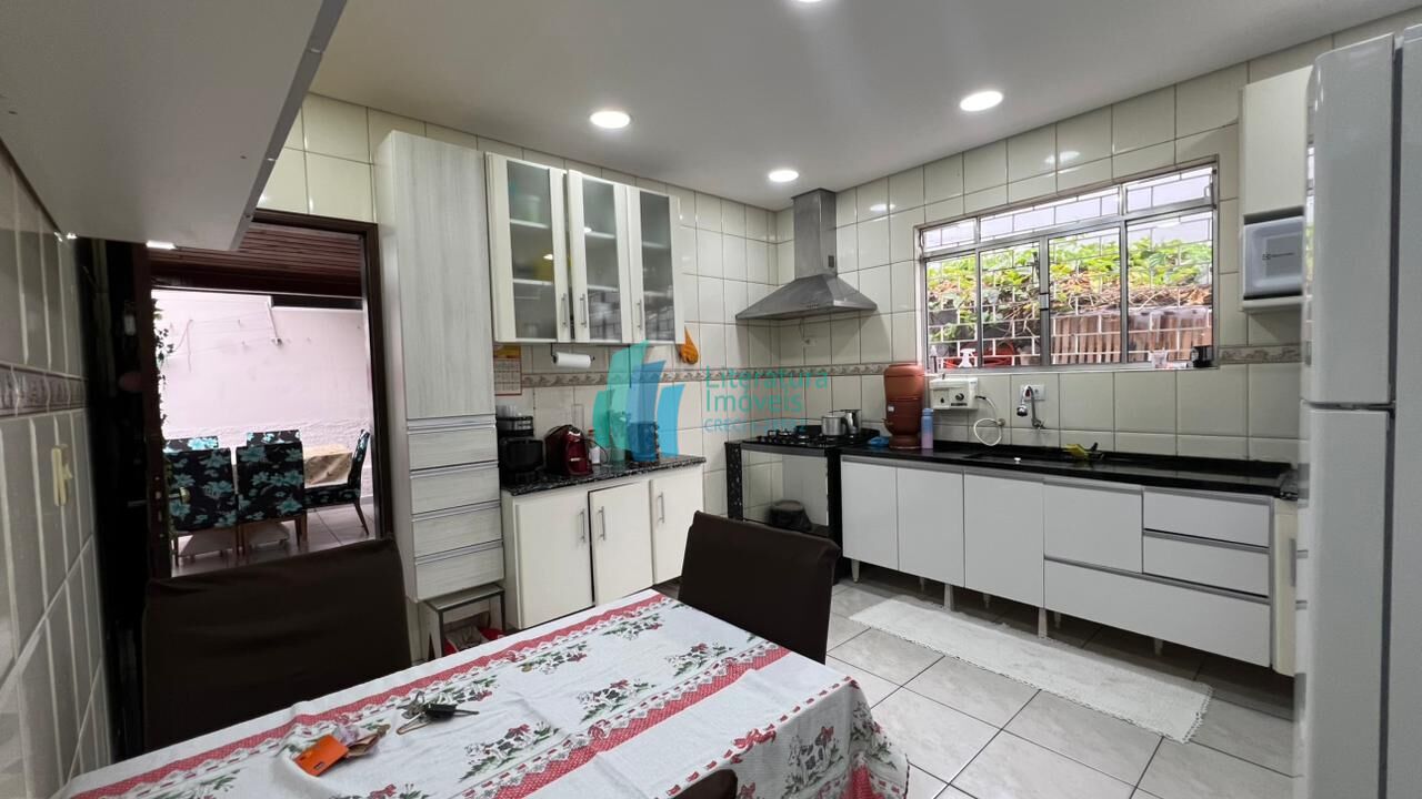 Casa, 2 quartos, 250 m² - Foto 21