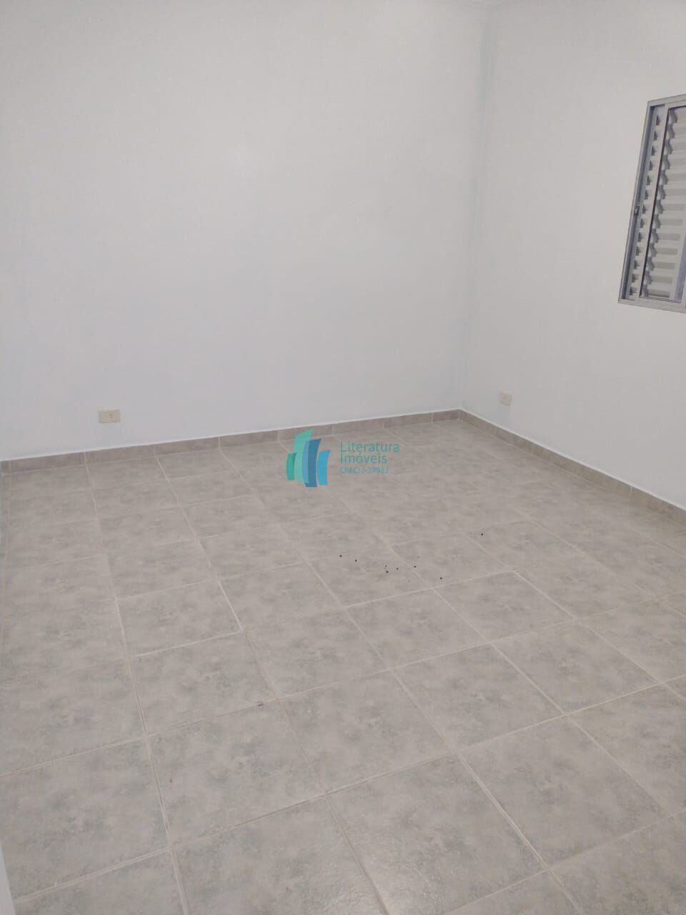 Casa à venda com 3 quartos, 250m² - Foto 9