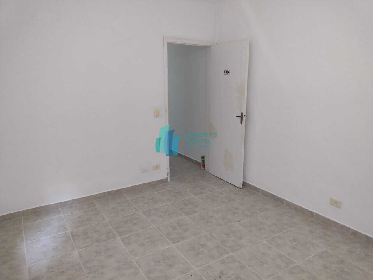 Casa à venda com 3 quartos, 250m² - Foto 8