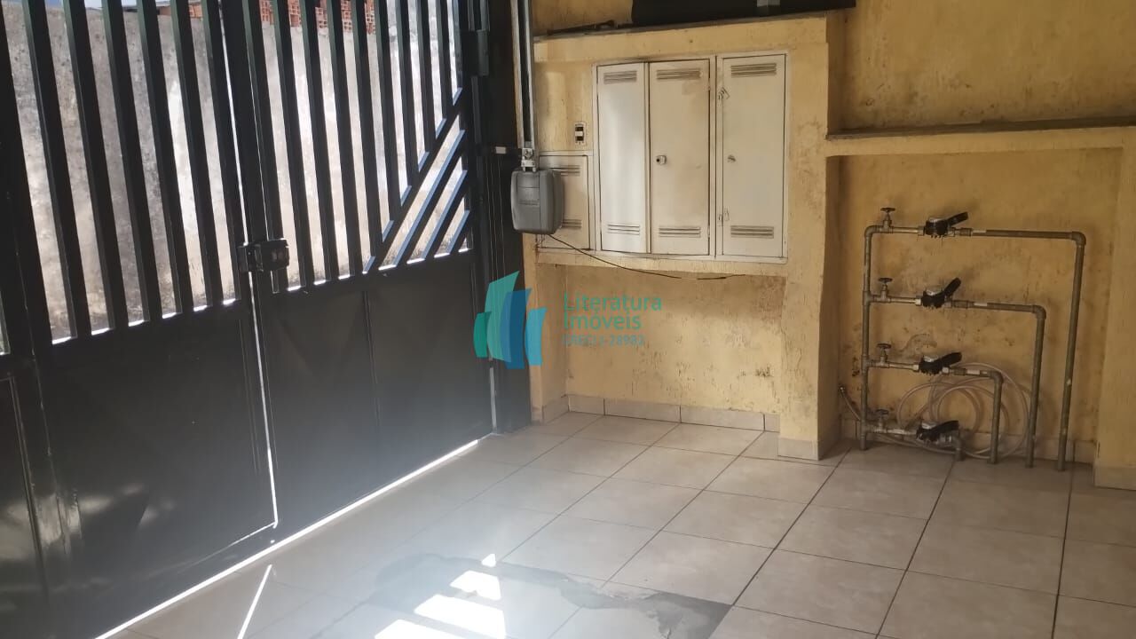 Sobrado à venda com 5 quartos, 321m² - Foto 2