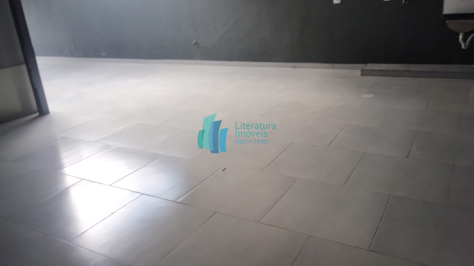 Casa para alugar com 2 quartos, 180m² - Foto 15