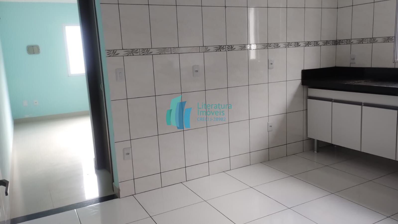 Casa para alugar com 2 quartos, 180m² - Foto 13