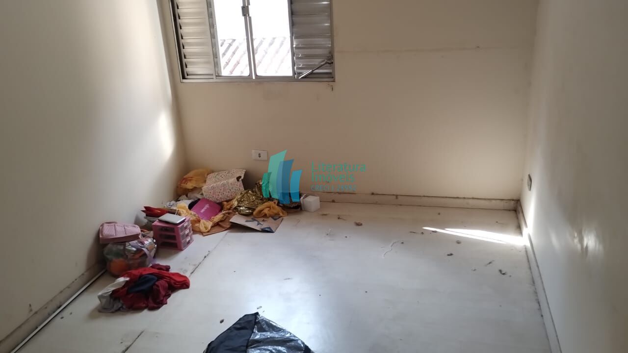 Casa para alugar com 3 quartos, 250m² - Foto 23