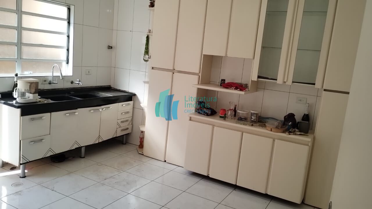 Casa para alugar com 3 quartos, 250m² - Foto 14