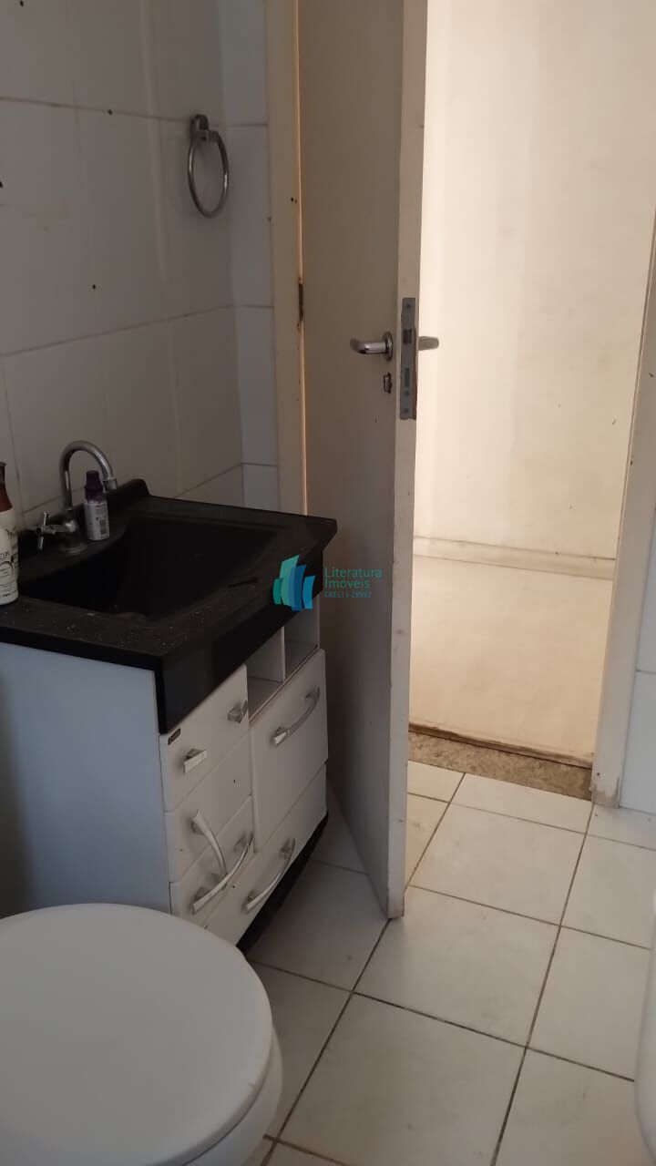 Casa para alugar com 3 quartos, 250m² - Foto 16