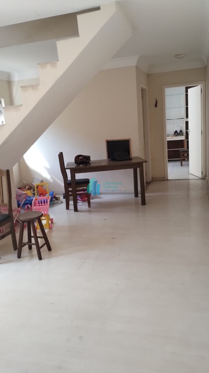 Casa para alugar com 3 quartos, 250m² - Foto 11