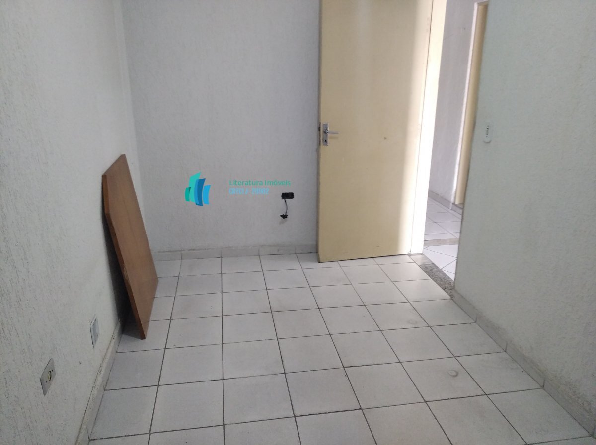 Sobrado para alugar com 2 quartos, 65m² - Foto 8