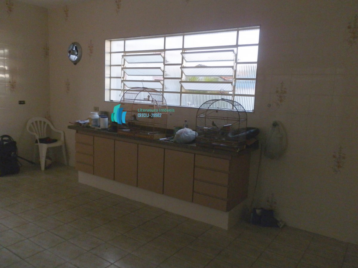 Sobrado à venda com 5 quartos, 312m² - Foto 1