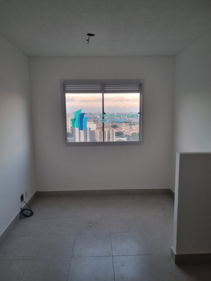 Apartamento para alugar com 2 quartos, 34m² - Foto 3