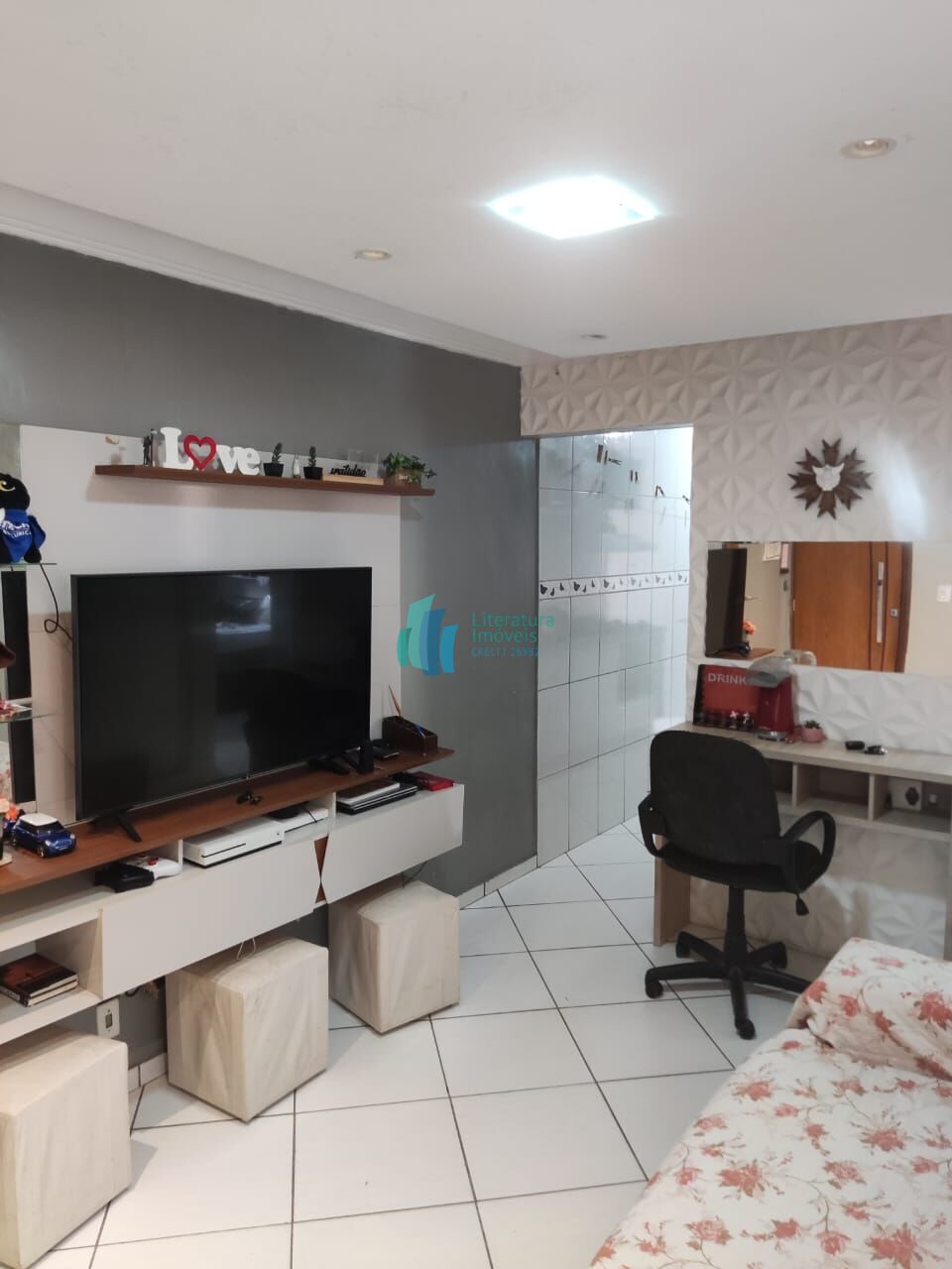 Apartamento à venda com 2 quartos, 43m² - Foto 2