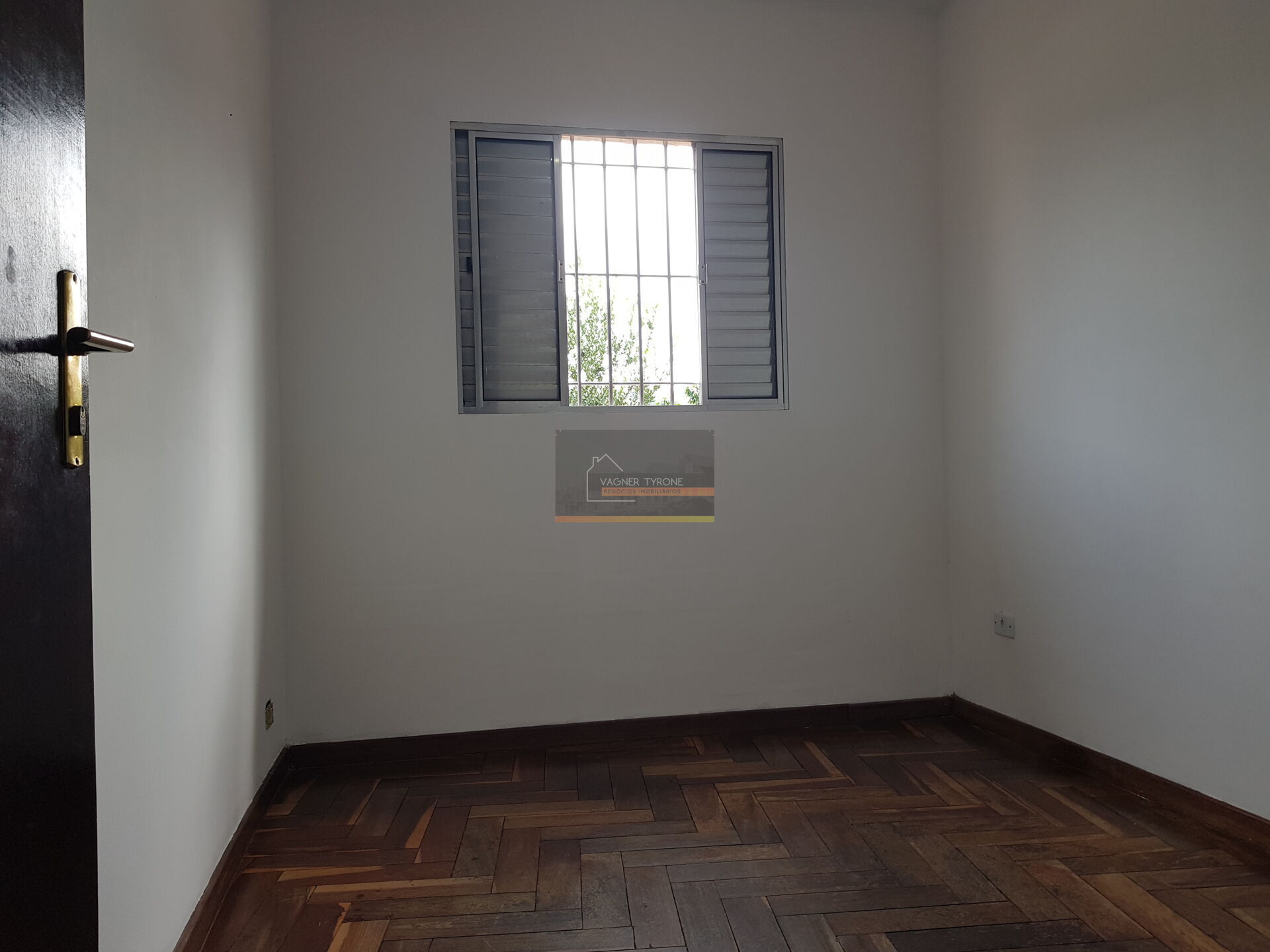 Casa à venda com 4 quartos, 200m² - Foto 23