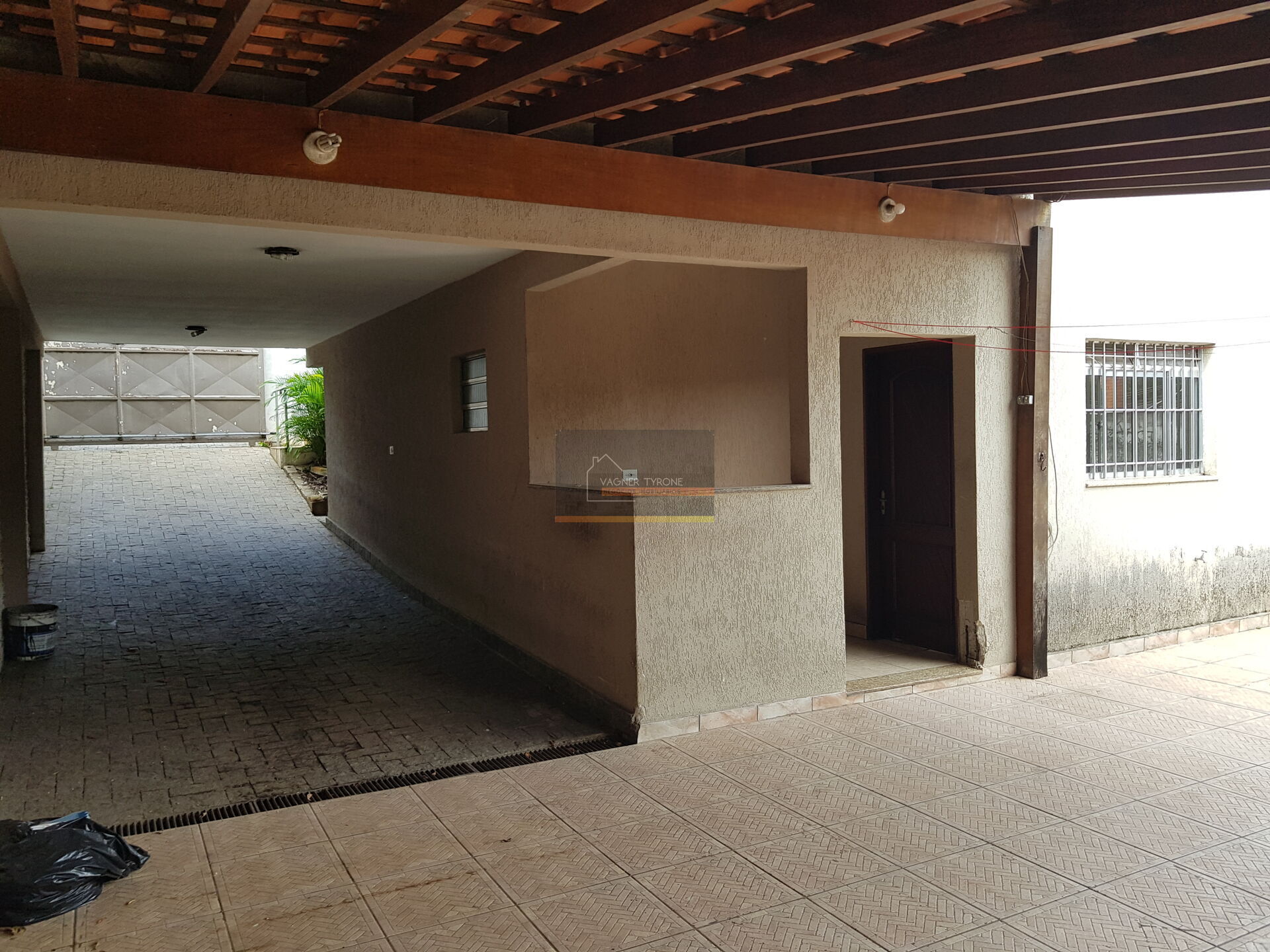 Casa à venda com 4 quartos, 200m² - Foto 8