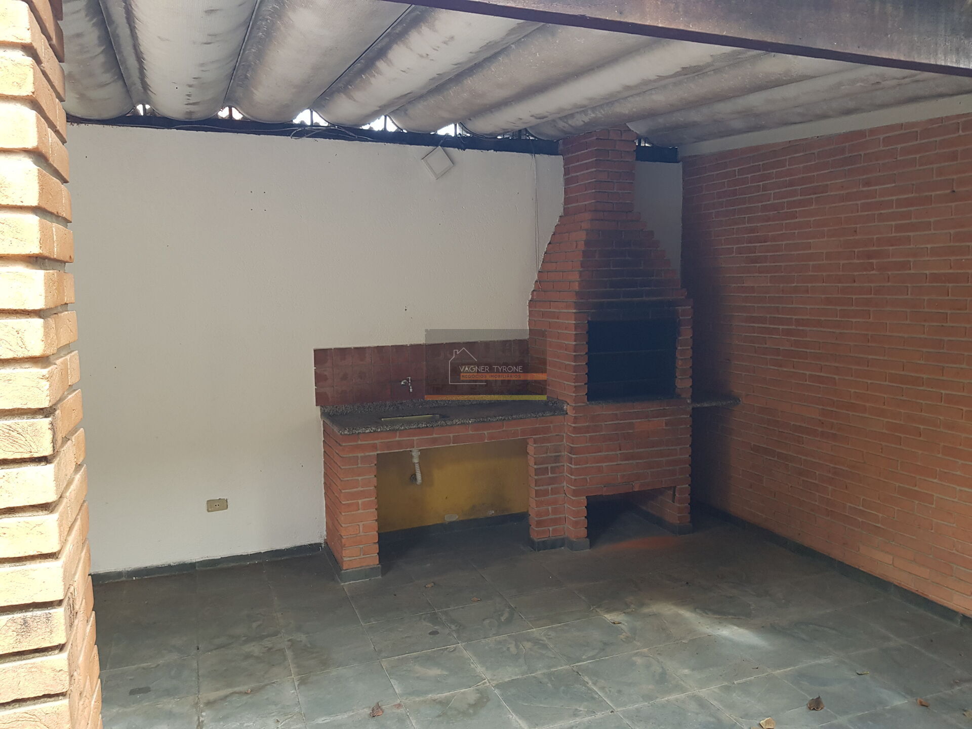 Casa à venda com 4 quartos, 200m² - Foto 10