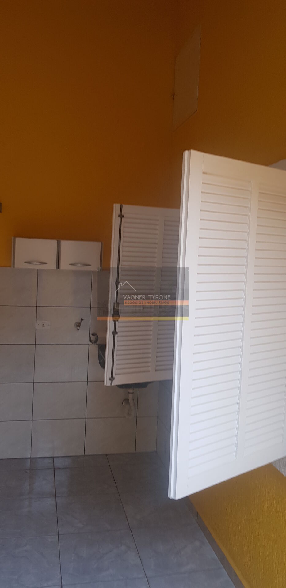 Casa à venda com 2 quartos, 100m² - Foto 5