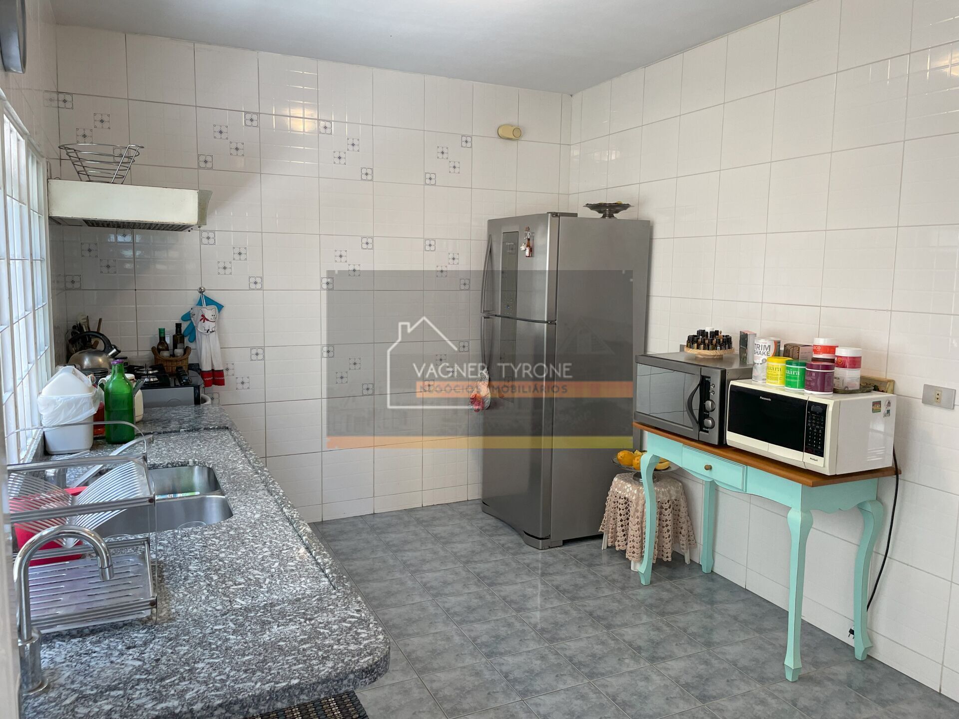 Casa à venda com 3 quartos, 350m² - Foto 11