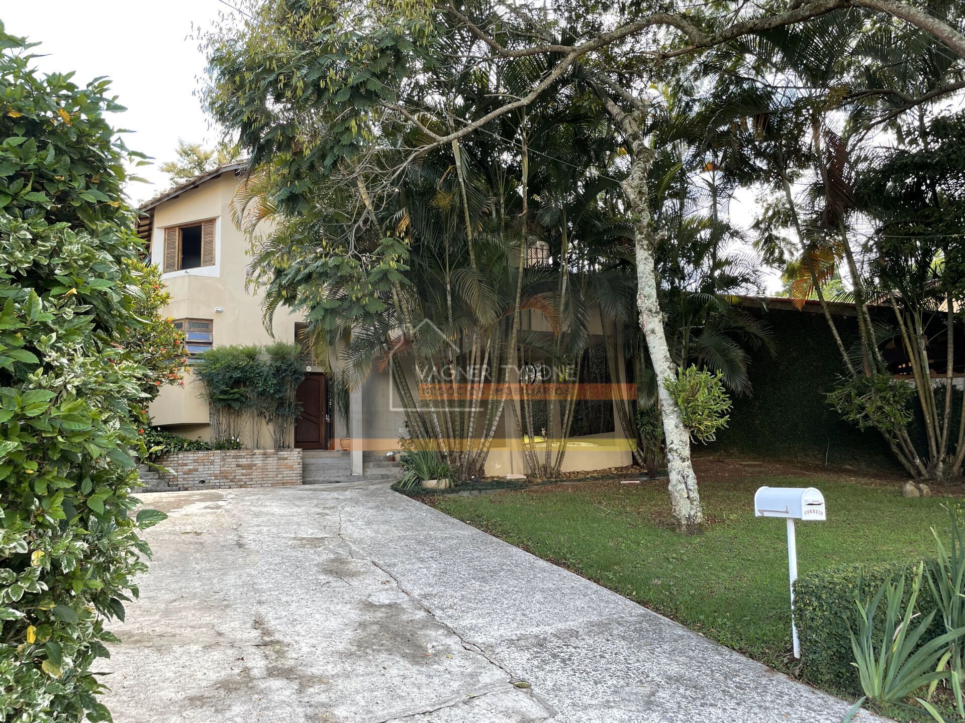 Casa à venda com 3 quartos, 350m² - Foto 24