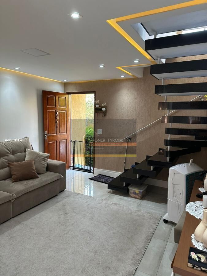 Casa à venda com 2 quartos, 75m² - Foto 2