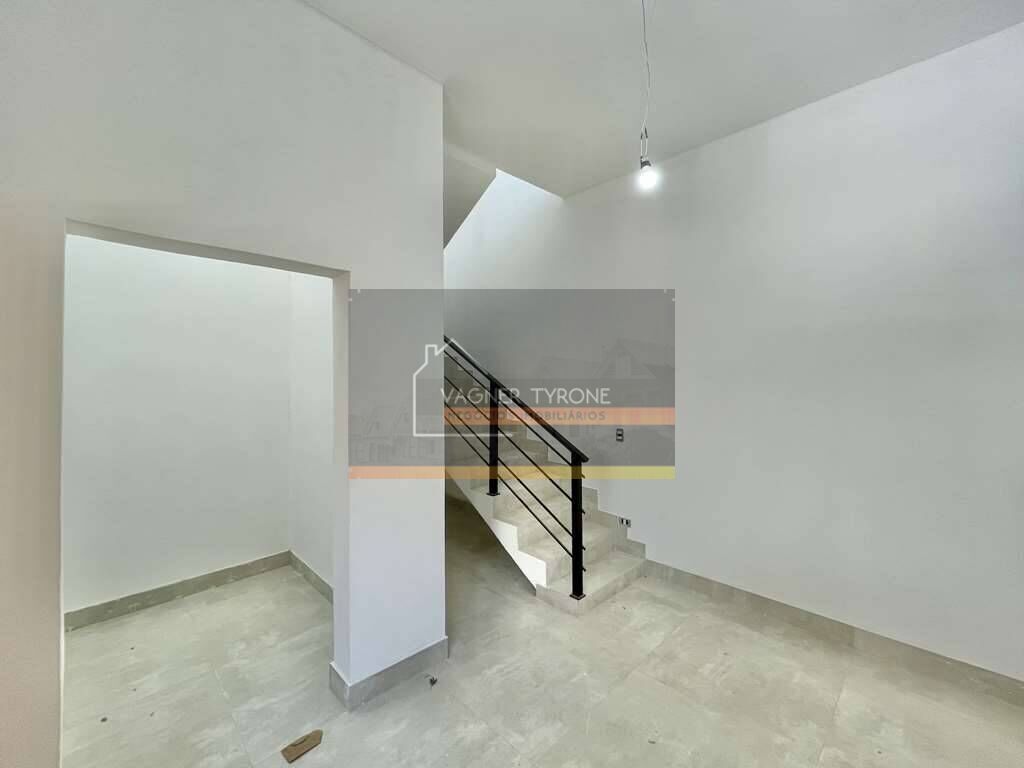 Casa à venda com 3 quartos, 230m² - Foto 5