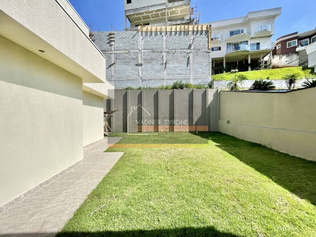 Casa à venda com 3 quartos, 230m² - Foto 30