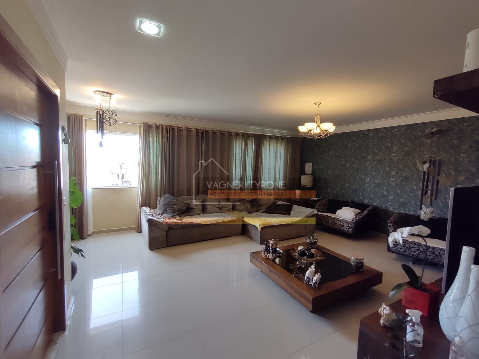 Casa à venda com 4 quartos, 450m² - Foto 4