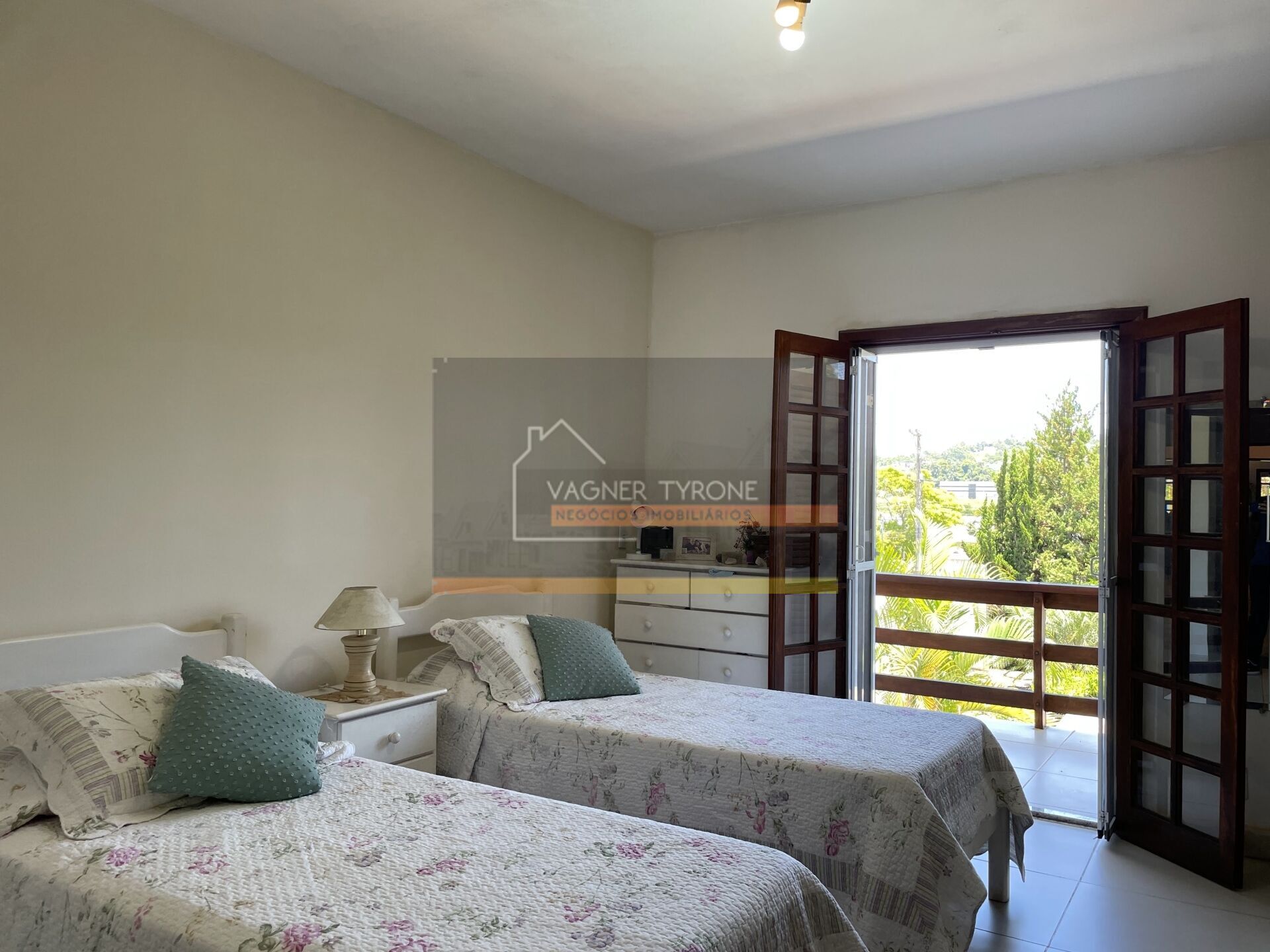 Casa à venda com 3 quartos, 460m² - Foto 16