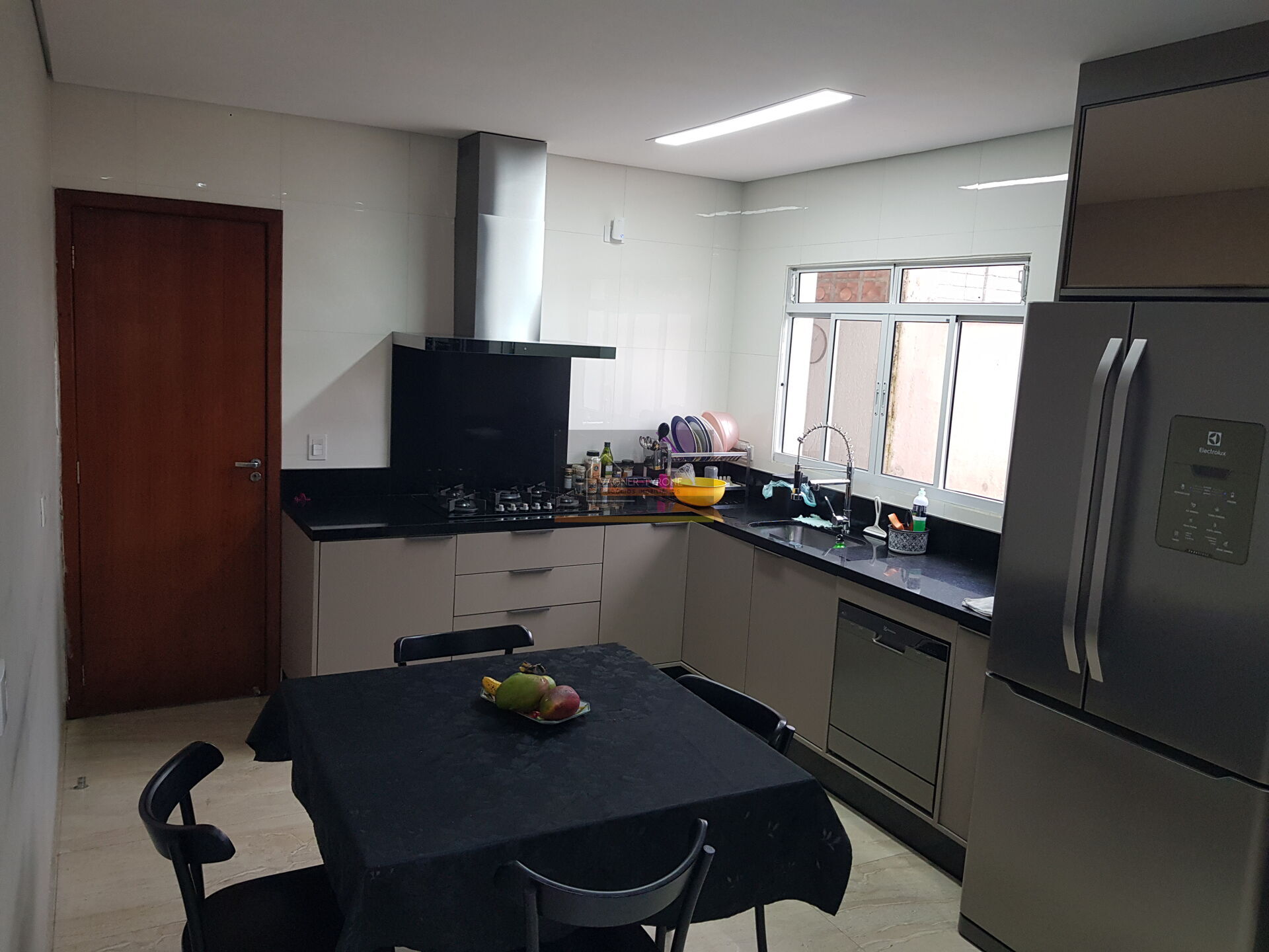 Casa à venda com 3 quartos, 146m² - Foto 12