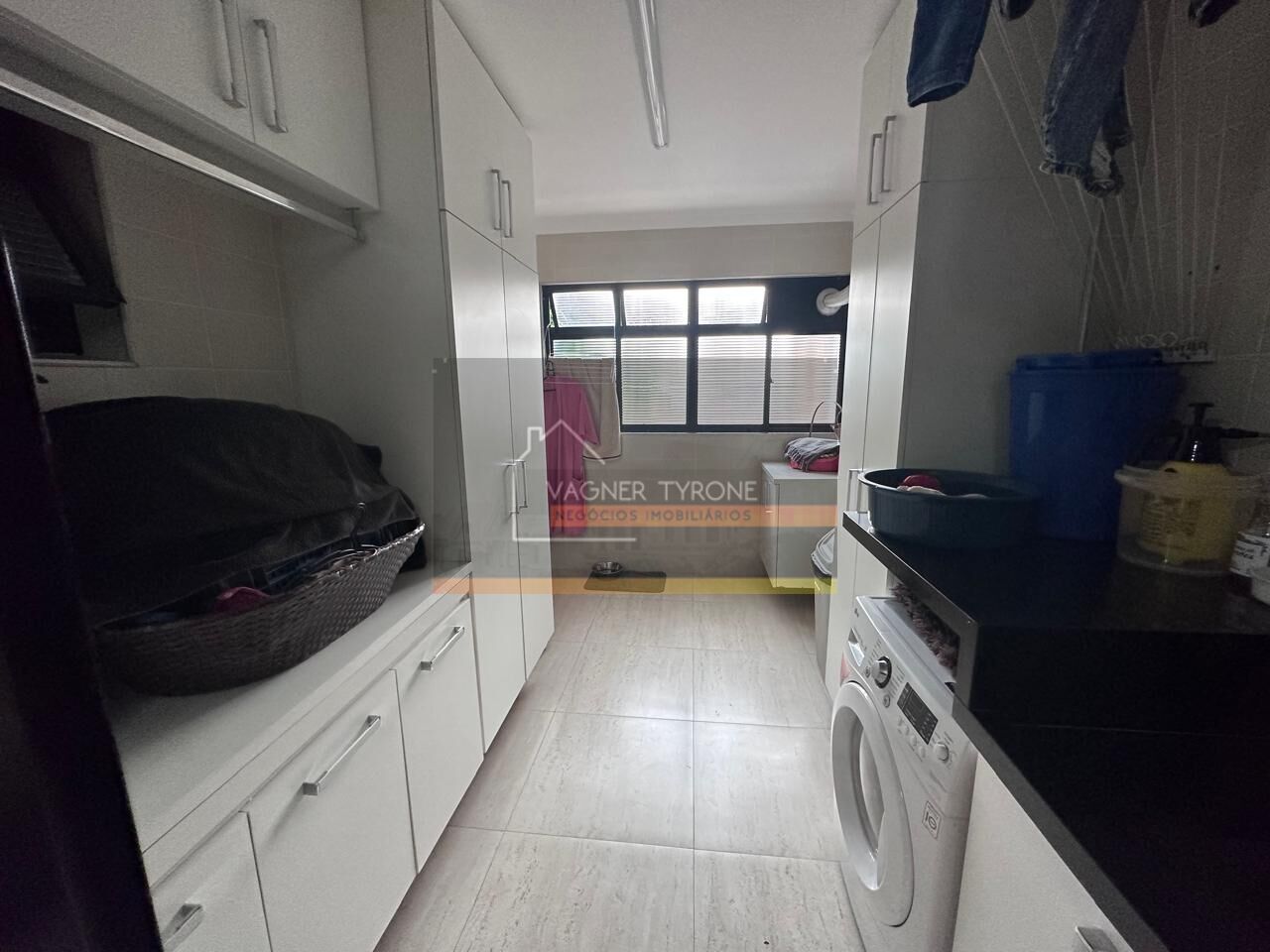 Apartamento à venda com 3 quartos, 140m² - Foto 6