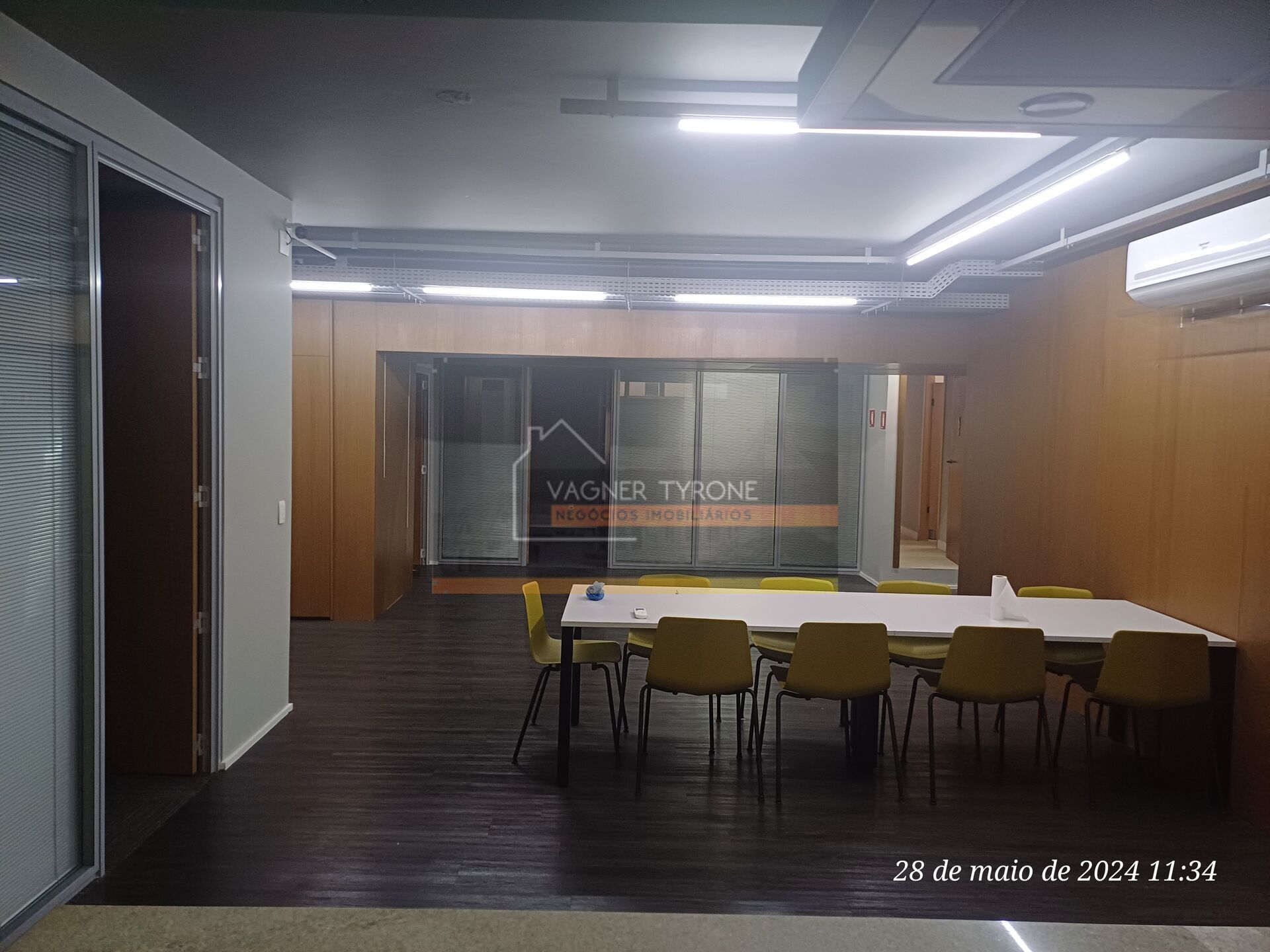 Conjunto Comercial-Sala para alugar, 401m² - Foto 11